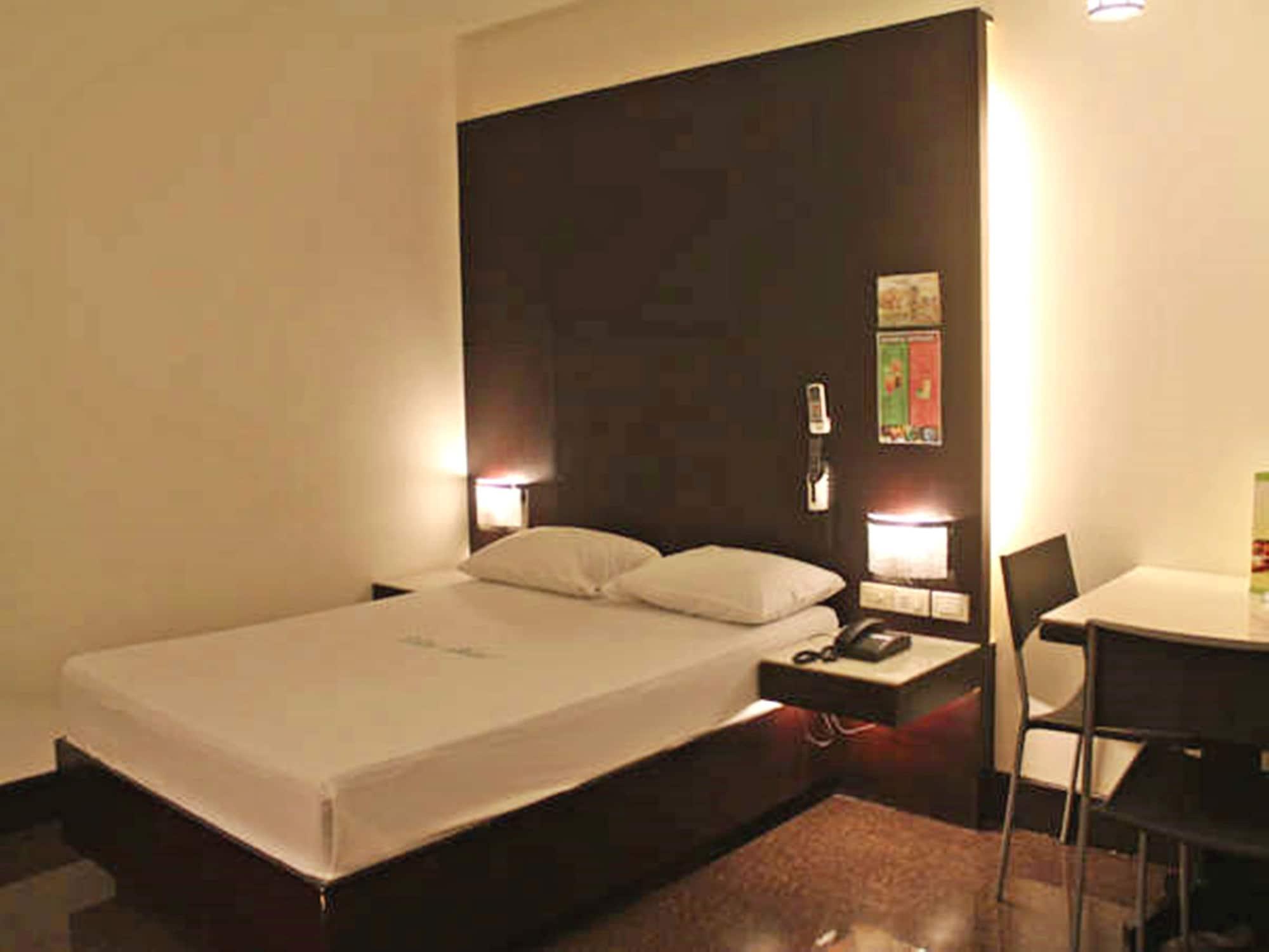 Vista Hotel Cubao Quezon City Kültér fotó