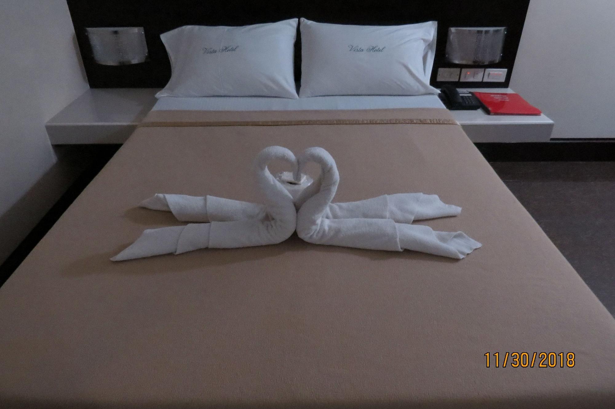 Vista Hotel Cubao Quezon City Kültér fotó