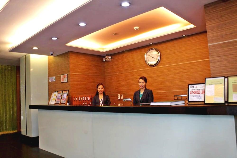 Vista Hotel Cubao Quezon City Kültér fotó