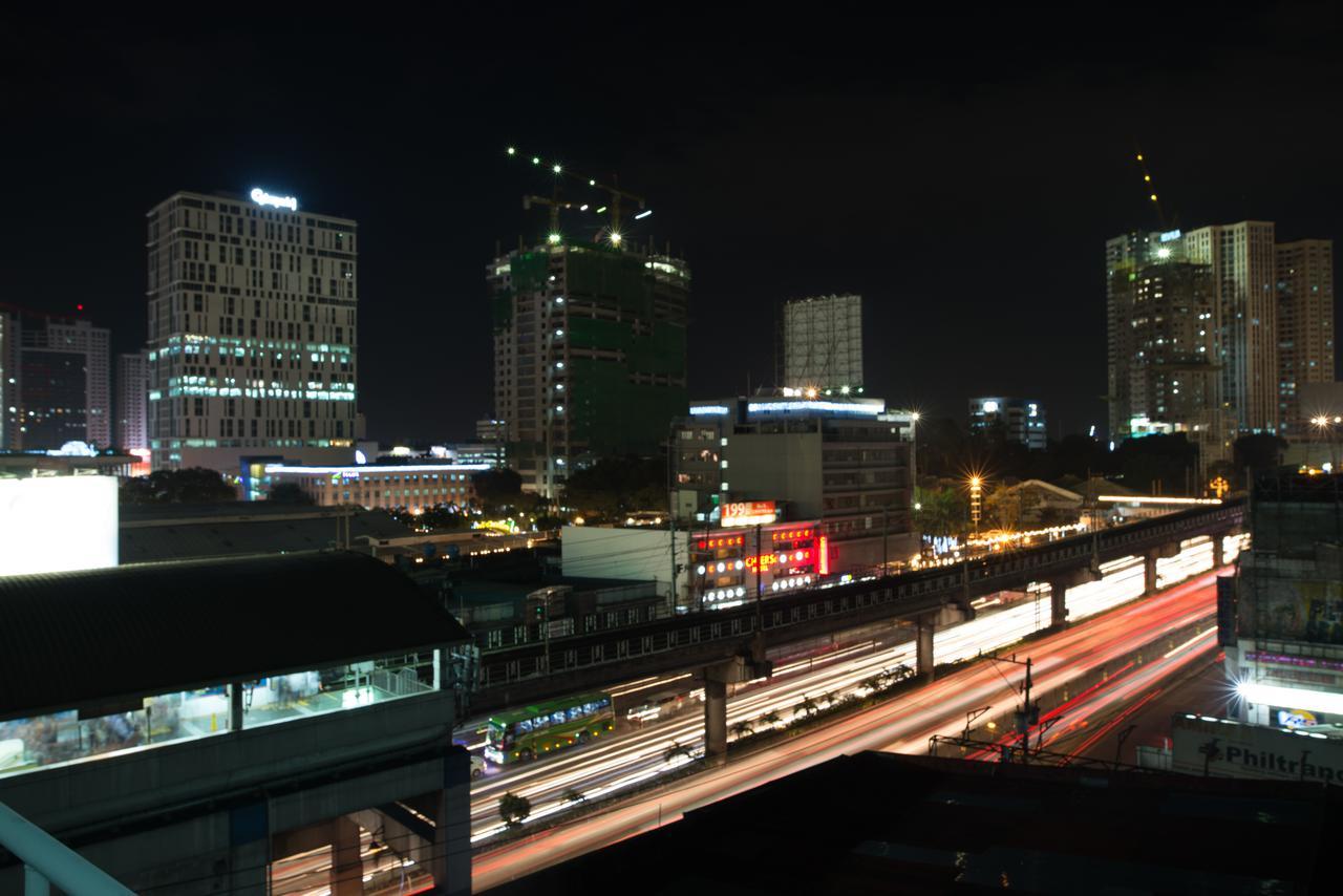 Vista Hotel Cubao Quezon City Kültér fotó